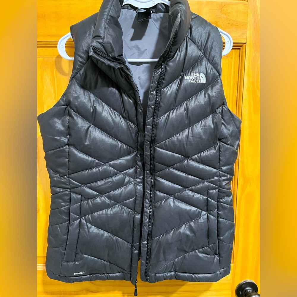 North face women’s vest